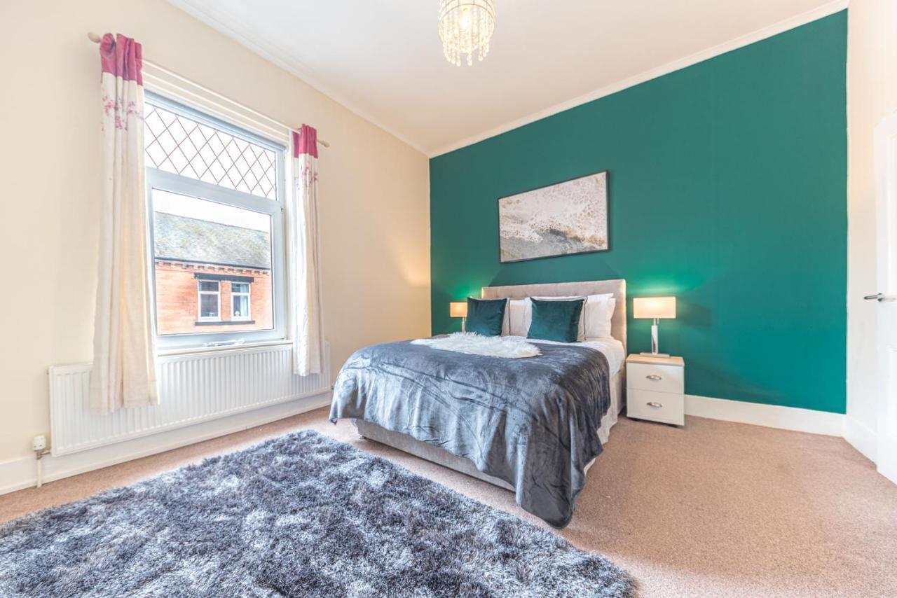 *King Bed* Luxury City Centre House Barrow-in-Furness Bagian luar foto