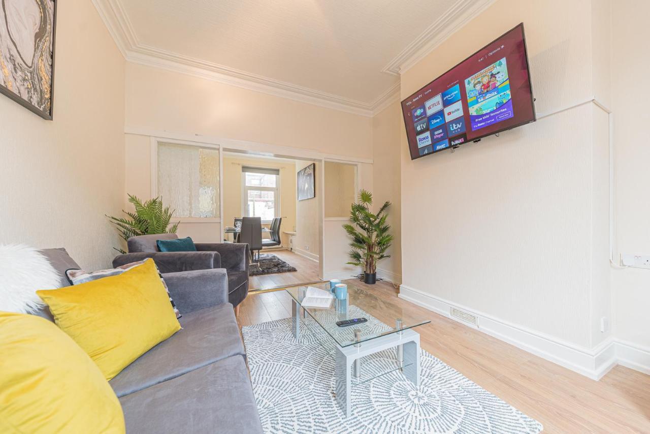 *King Bed* Luxury City Centre House Barrow-in-Furness Bagian luar foto